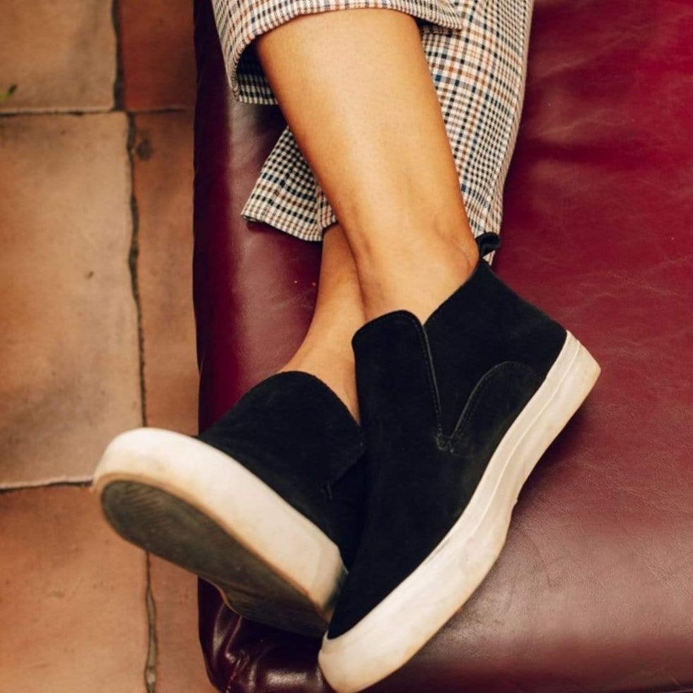 SeaVees Huntington middie shoe black suede